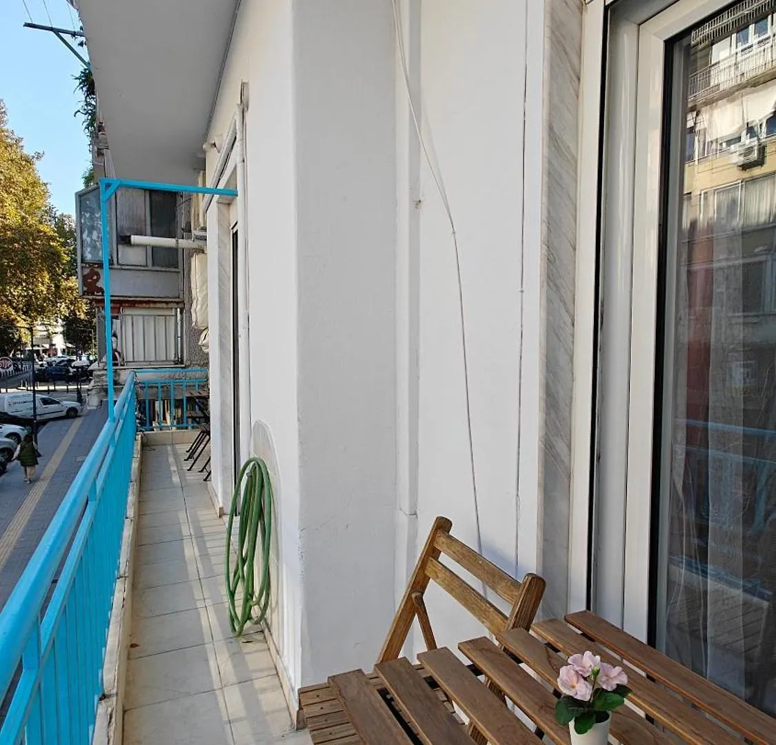 Galazio - 2 Bedroom Apartment! Thessaloniki